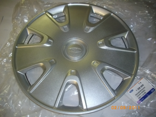 Radkappe 14 Zoll Stahlfelge für die Reifengröße 185/60 R 14 des Ford Fusion 2002-
