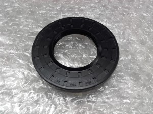 1495769-Ford Original Antriebswellen-Dichtring rechts Ford Focus Mk2 RS 2009-2010