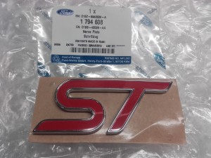 1794608-Ford-Original ST-Schriftzug hinten Ford Fiesta Mk7 ST 2013-2017