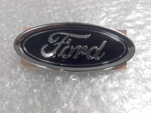 1947613-Original Ford-Emblem hinten Ford Courier 2014-