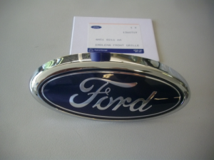 1360719-Ford Original Ford-Ornament vorne Ford Focus Mk2 2004-2010